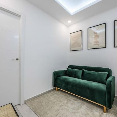 Luxe Apartment In Tetuan Madrid Exteriör bild