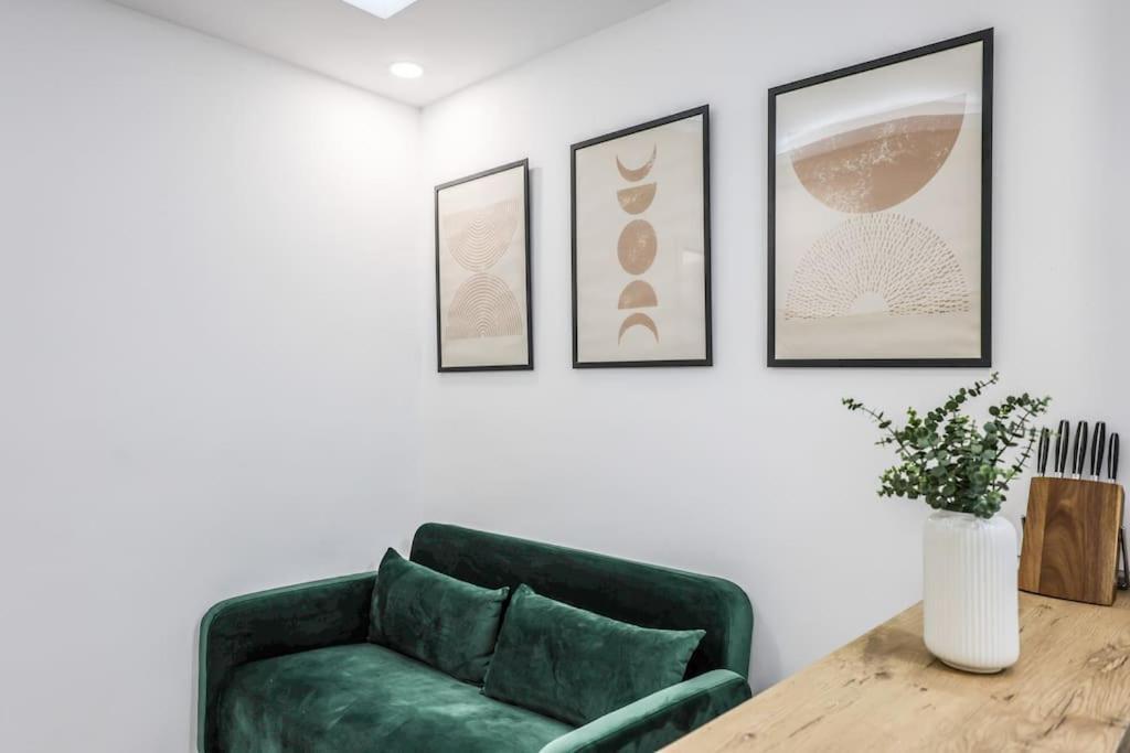Luxe Apartment In Tetuan Madrid Exteriör bild